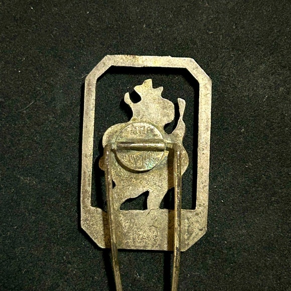 Large Antique Sterling Silver Pin - Picture 2 of 4